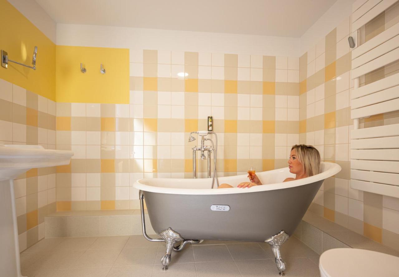 Logis Hotel-restaurant Du Mouton Hotel 3*
